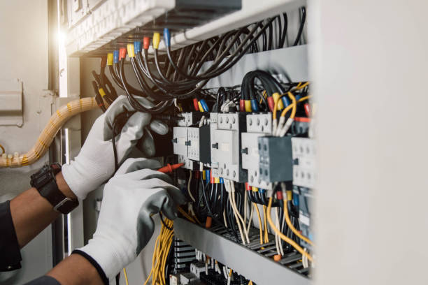 Best Local Electrician Companies  in Ottumwa, IA